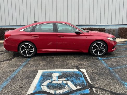 Used 2021 Honda Accord Sport image 3