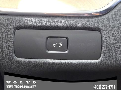 New 2026 Volvo XC60 B5 Ultra w/ Protection Package Premier AWD/4WD image 21