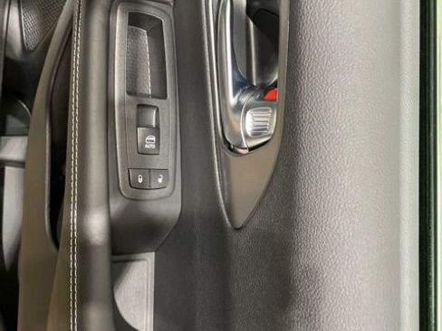 New 2026 Chrysler Pacifica Select AWD/4WD image 46