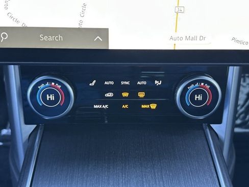 Used 2023 Land Rover Range Rover SE image 42