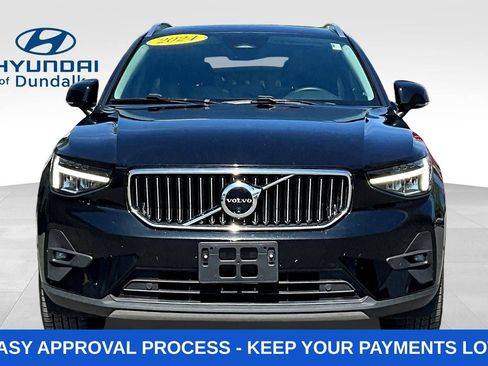 Used 2024 Volvo XC40 B5 Plus AWD/4WD image 2