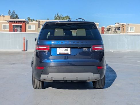 Used 2018 Land Rover Discovery HSE image 7