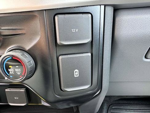New 2025 Ford F550 4x4 SuperCab Super Duty image 27