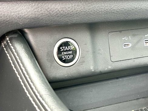 Used 2023 Nissan Rogue SL w/ SL Premium Package image 28