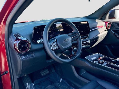 Used 2025 Chevrolet Equinox RS image 9