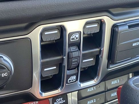 New 2026 Jeep Gladiator Mojave AWD/4WD image 53