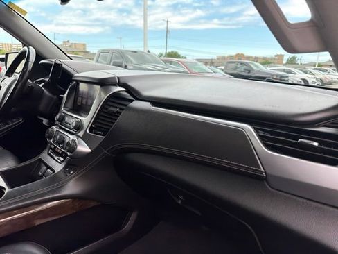 Used 2019 Chevrolet Tahoe LT AWD/4WD image 27