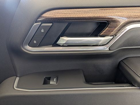 Used 2025 Chevrolet Silverado 2500 LT w/ Trail Boss Package image 21