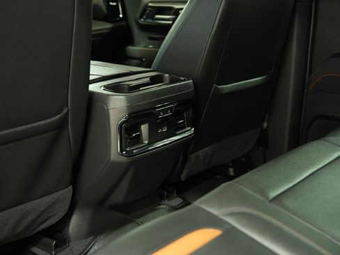 Used 2025 GMC Sierra 1500 AT4 w/ AT4 Premium Package AWD/4WD image 22