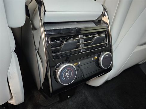 New 2026 Land Rover Range Rover Sport SE image 13