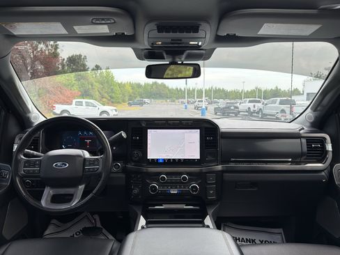 Certified 2024 Ford F250 Lariat w/ Lariat Ultimate Package AWD/4WD image 18