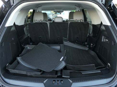 Used 2026 Ford Explorer Active w/ Active Comfort Package image 25