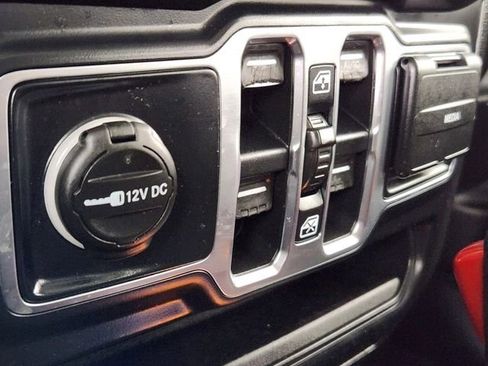 Used 2019 Jeep Wrangler Unlimited Sport S AWD/4WD image 24