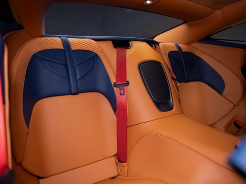 Used 2023 Aston Martin DBS Coupe RWD image 69