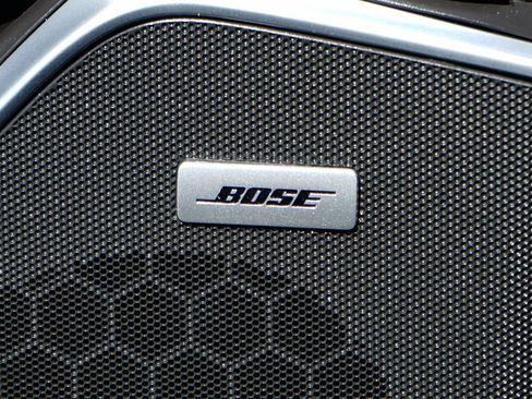 Used 2018 Cadillac Escalade ESV Premium Luxury image 20