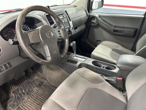 Used 2012 Nissan Xterra S w/ Value Package image 11