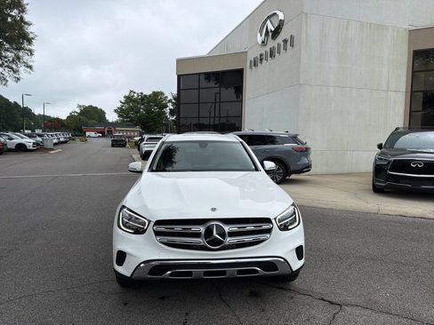 Used 2021 Mercedes-Benz GLC 300 image 3