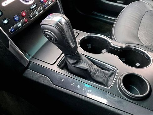 Used 2018 Ford Explorer Limited image 18