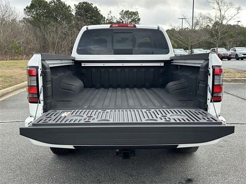 Certified 2024 Nissan Frontier SV w/ SV Convenience Package image 19