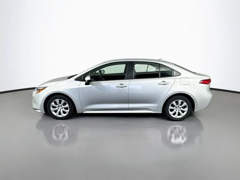 Used 2024 Toyota Corolla LE FWD image 3