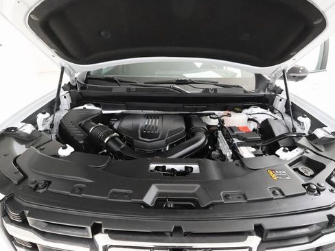 Certified 2025 GMC Acadia Elevation image 6