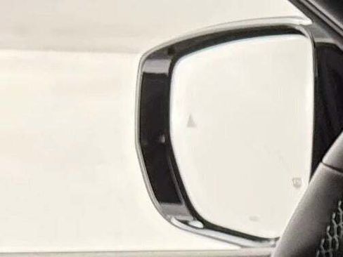 New 2025 Jeep Grand Cherokee Altitude image 37