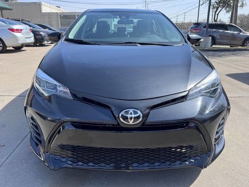 Used 2019 Toyota Corolla XSE image 2