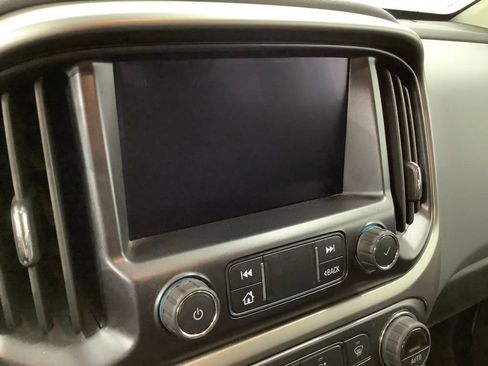 Used 2019 Chevrolet Colorado Z71 AWD/4WD image 18