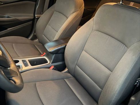 Used 2016 Chevrolet Cruze LS image 16