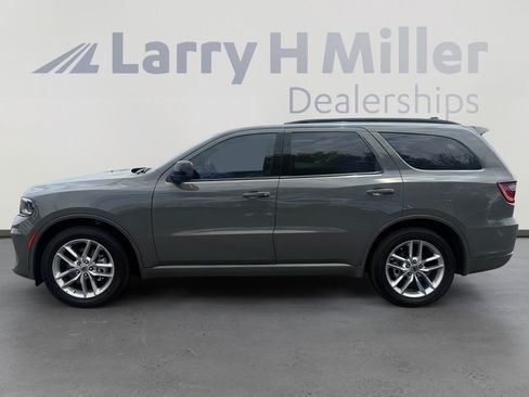 Certified 2025 Dodge Durango GT w/ Blacktop Package RWD image 2