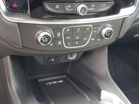 Used 2023 Chevrolet Traverse LT w/ LPO, Floor Liner Package AWD/4WD image 18