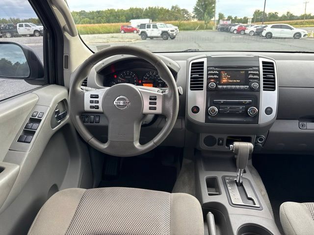 Used 2014 Nissan Frontier SV RWD image 11