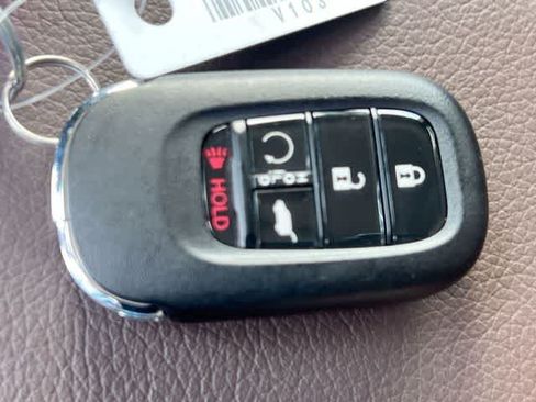 Used 2026 Honda Pilot Touring image 21