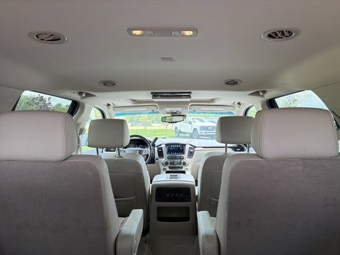 Used 2020 GMC Yukon Denali w/ Open Road Package AWD/4WD image 11