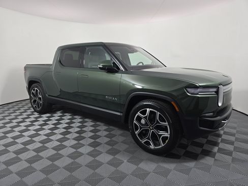 Used 2025 Rivian R1T Adventure AWD/4WD image 7
