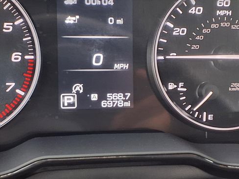 Certified 2025 Subaru Outback Premium image 12