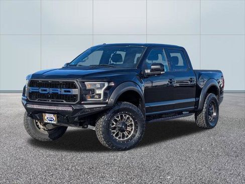 Used 2018 Ford F150 Raptor w/ Equipment Group 802A Luxury image 1