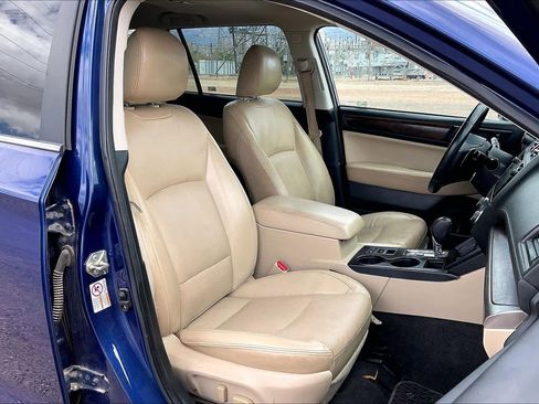 Used 2015 Subaru Outback 2.5i Limited image 9