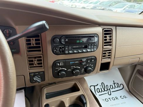 Used 2003 Dodge Durango SLT image 21