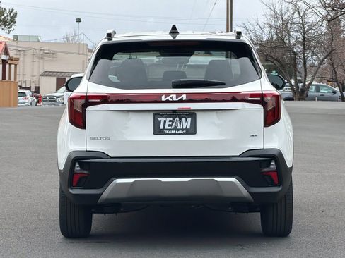 New 2026 Kia Seltos S image 5
