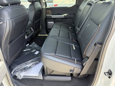 New 2026 Ford F250 Lariat w/ Lariat Premium Package AWD/4WD image 21