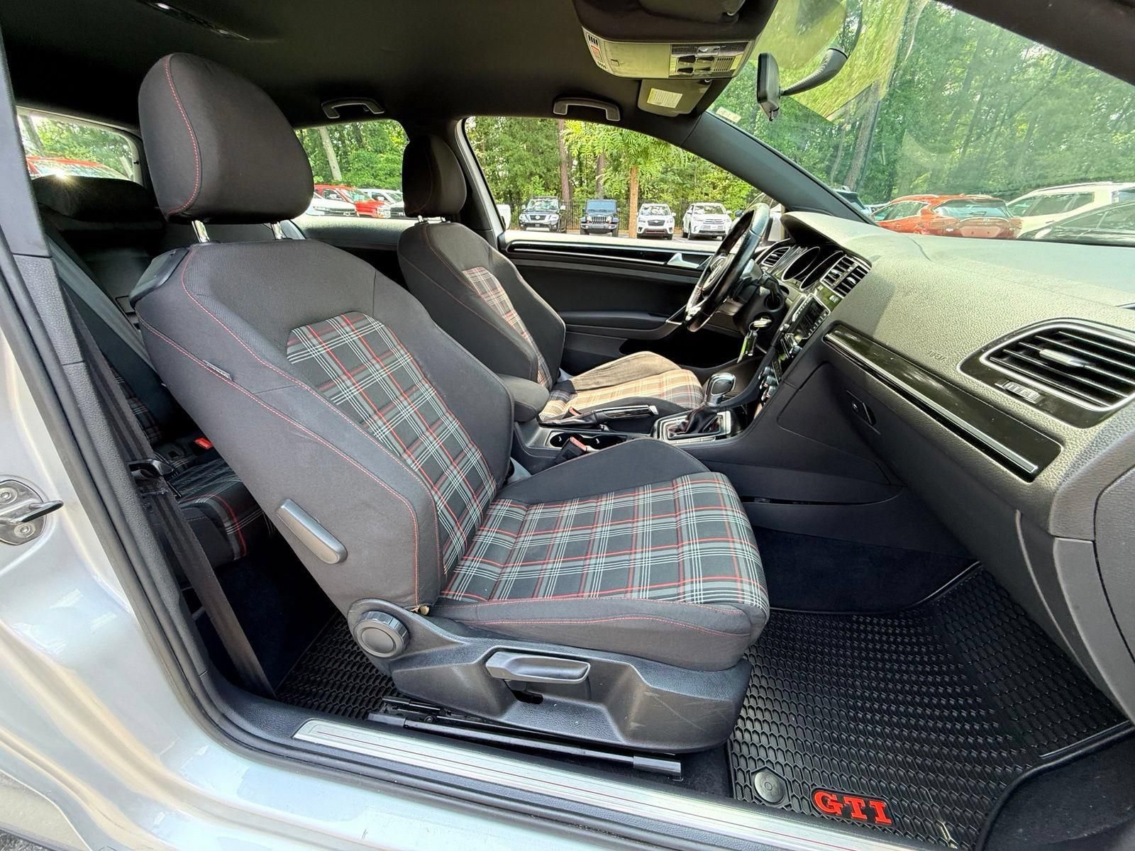 Used 2015 Volkswagen GTI S w/ Lighting Package (SEL) FWD image 22