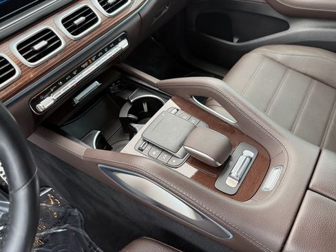 Certified 2022 Mercedes-Benz GLS 450 4MATIC image 23