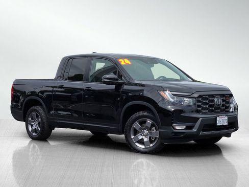Used 2024 Honda Ridgeline TrailSport image 1