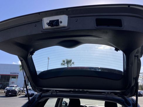 Used 2022 Nissan Rogue Sport S image 24