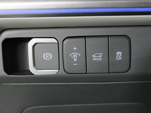 Used 2024 Hyundai Santa Fe Limited image 25