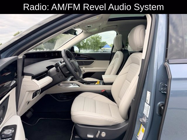 Used 2026 Lincoln Nautilus Reserve AWD/4WD image 8