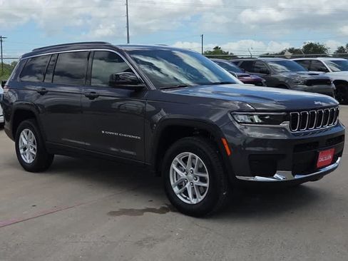 New 2026 Jeep Grand Cherokee L 2WD image 2