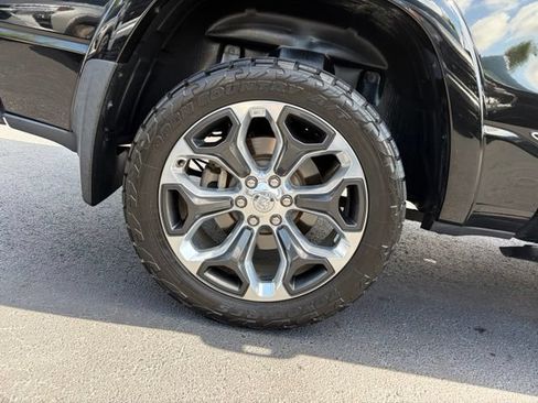 Used 2019 RAM 1500 Limited AWD/4WD image 7