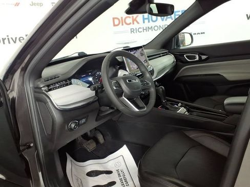 Used 2023 Jeep Compass Limited w/ Elite Group AWD/4WD image 12